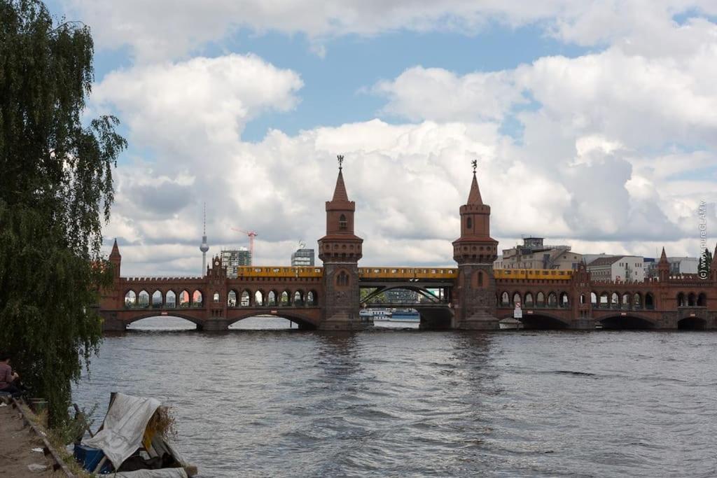 Holiday 33 Apartment K Next To Alexanderplatz Берлин Екстериор снимка