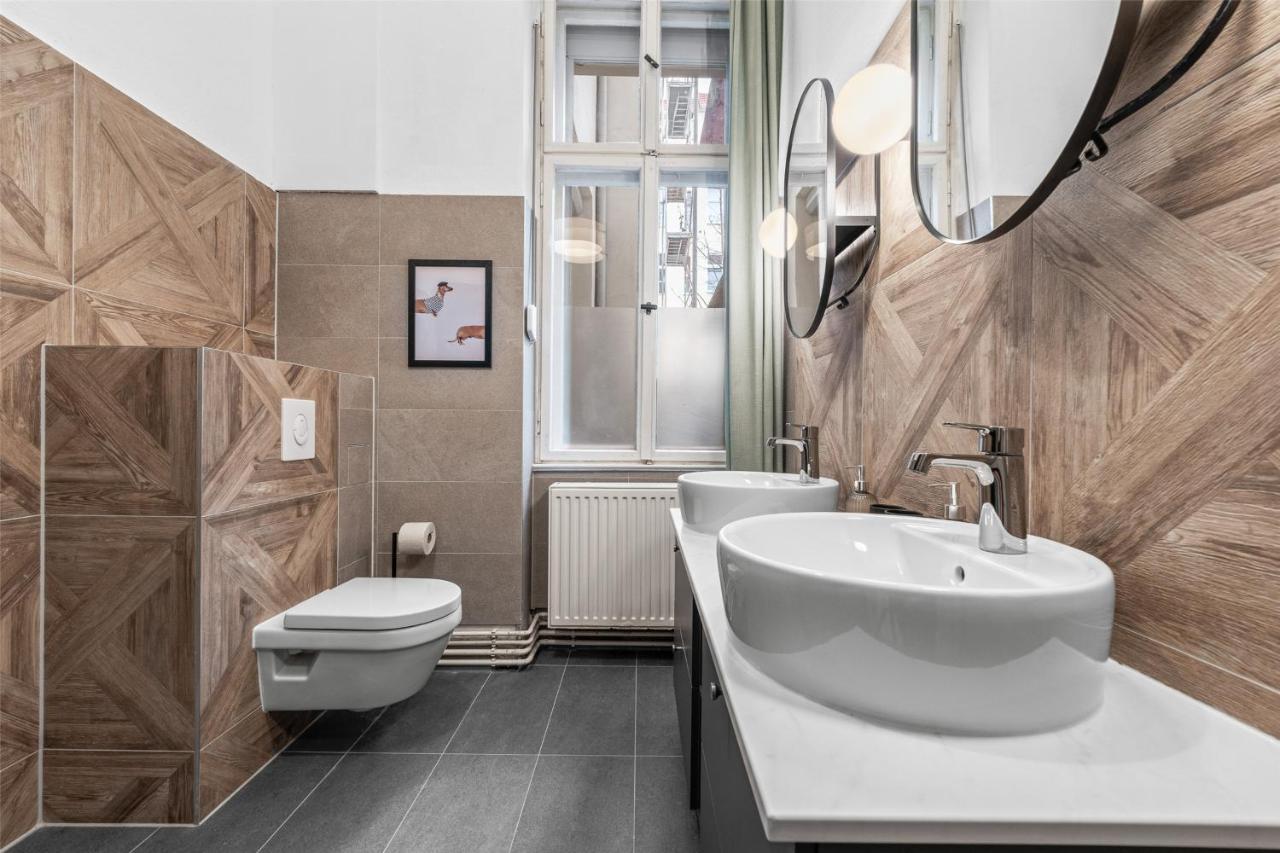 Holiday 33 Apartment K Next To Alexanderplatz Берлин Екстериор снимка
